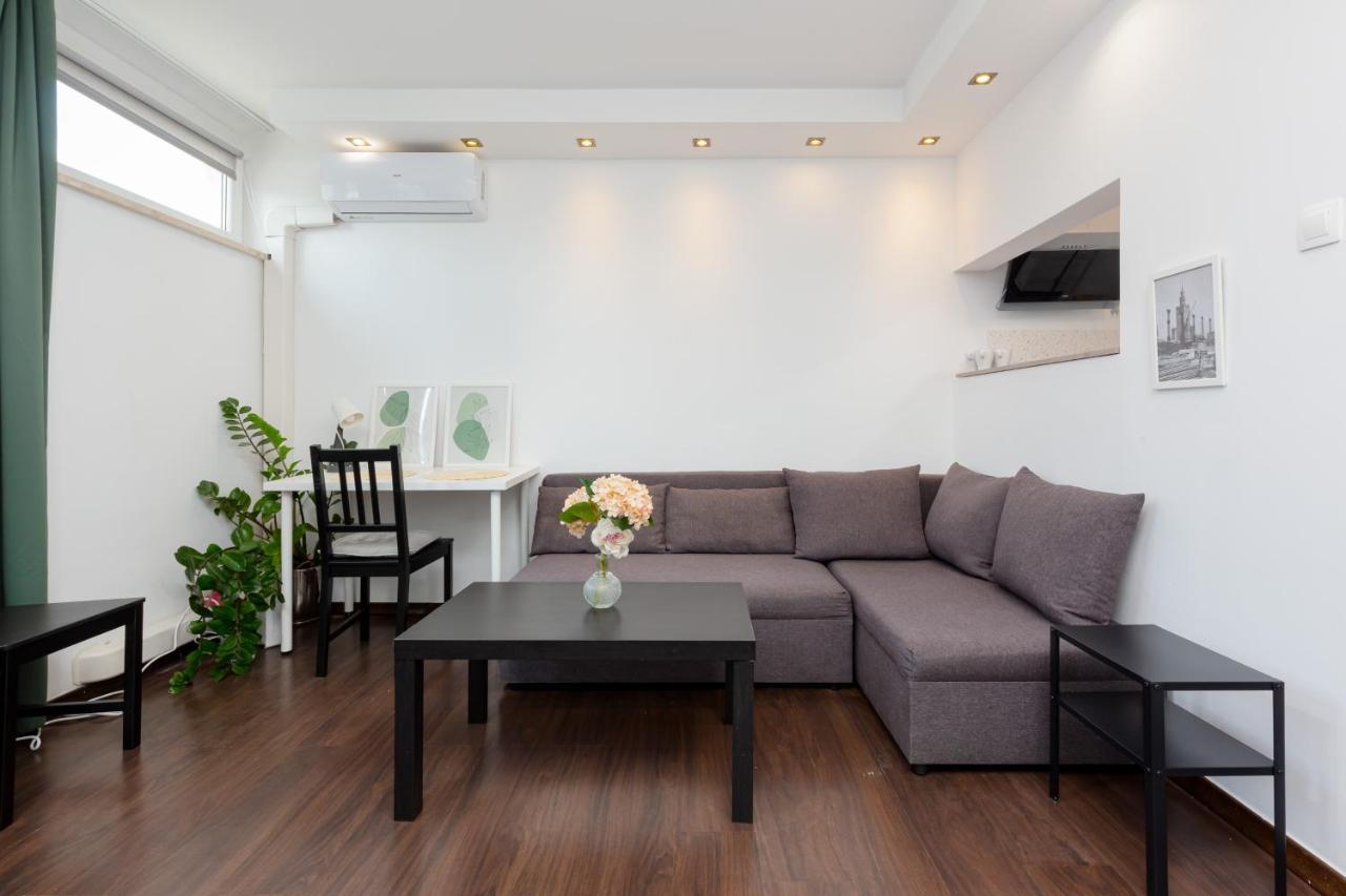 Apartments Warsaw Grzybowska By Noclegi Renters المظهر الخارجي الصورة